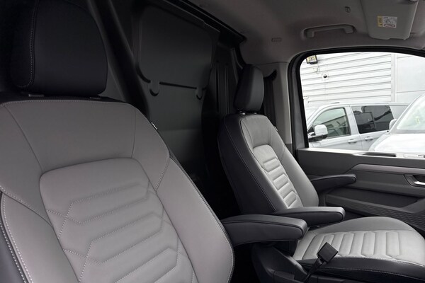 Used Volkswagen Transporter 2025 for sale - 76311055: Photo 23