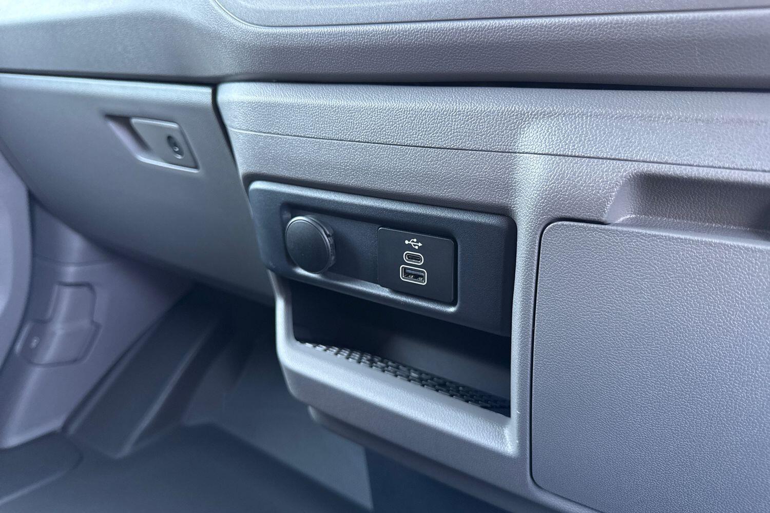 Used Volkswagen Transporter 2025 for sale - 78177570: Photo 51