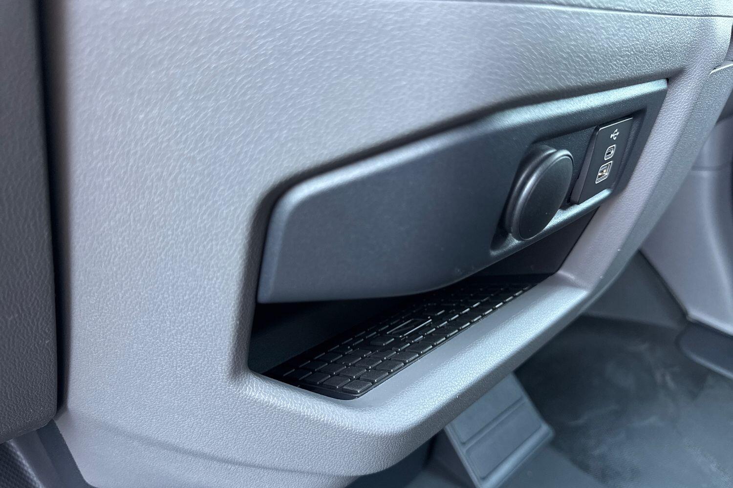 Used Volkswagen Transporter 2025 for sale - 78177570: Photo 57