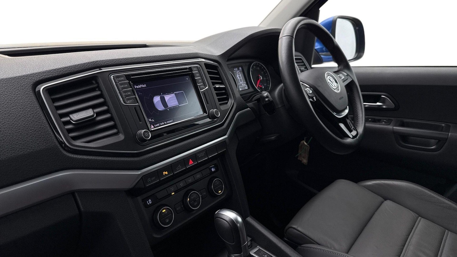 Used Volkswagen Amarok 2018 for sale - 77919316: Photo 3