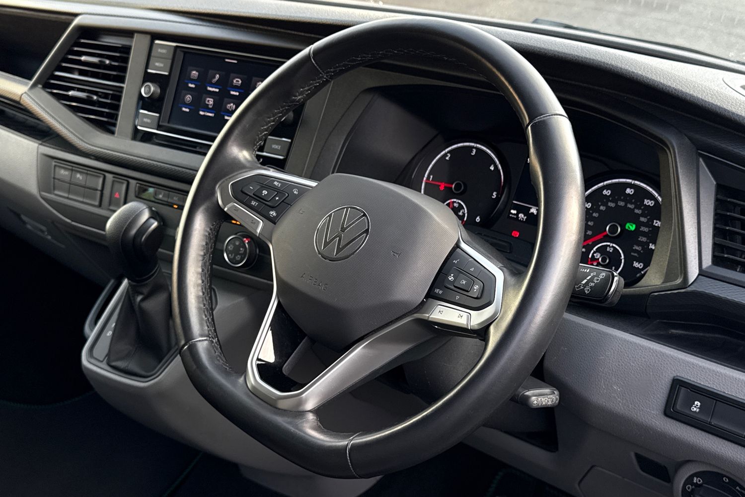 Used Volkswagen Transporter 2023 for sale - 76916379: Photo 17