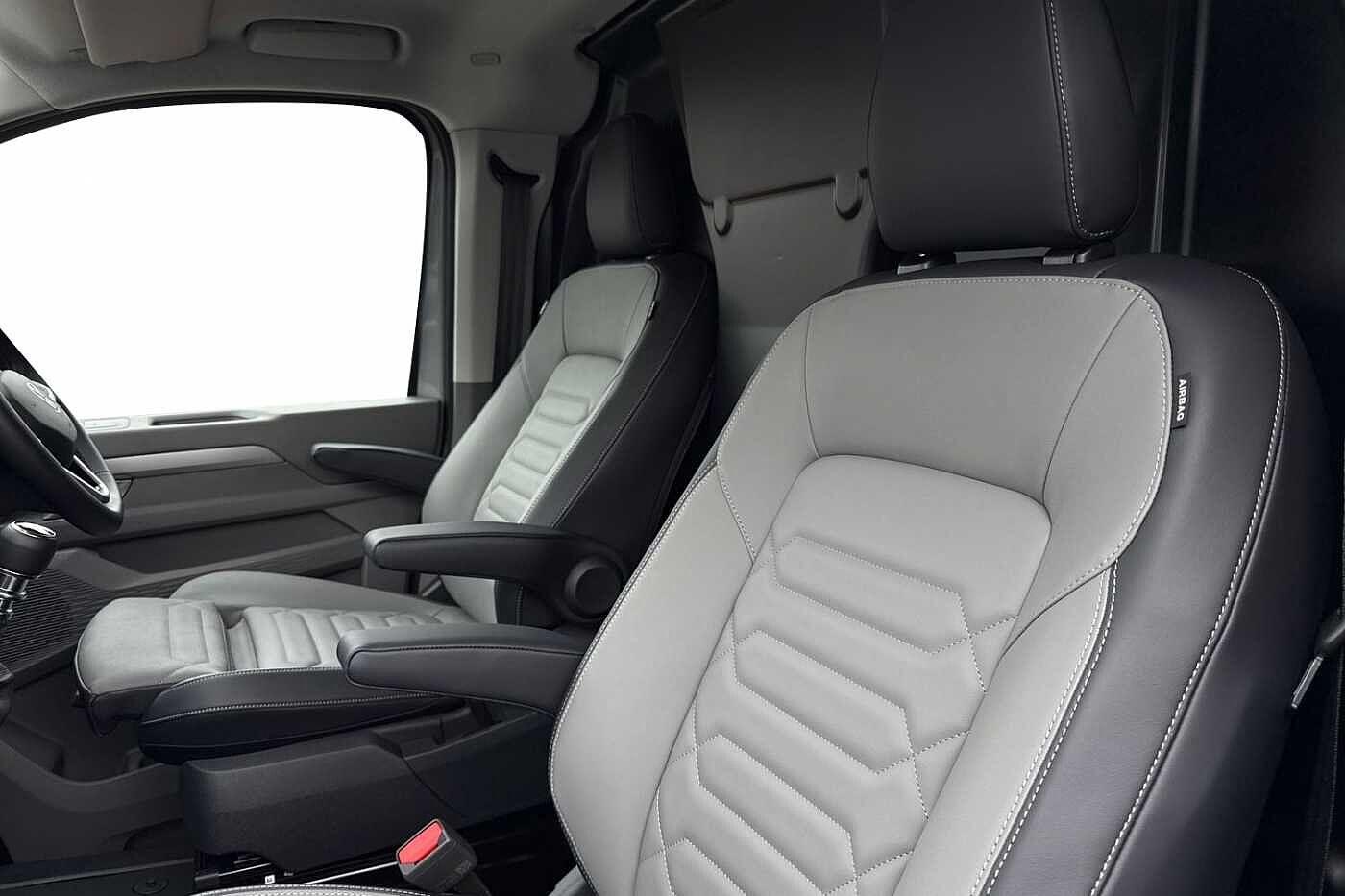 Used Volkswagen Transporter 2025 for sale - 76750727: Photo 10