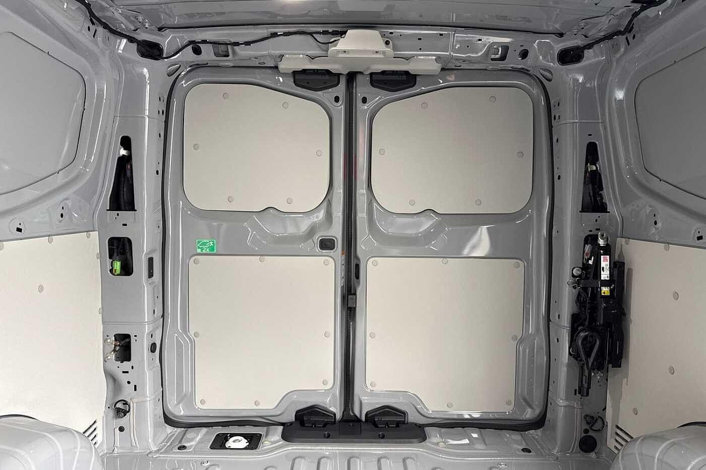 Used Volkswagen Transporter 2025 for sale - 76750727: Photo 39