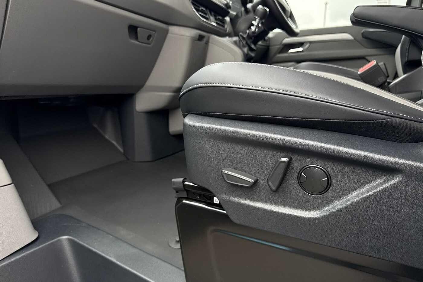 Used Volkswagen Transporter 2025 for sale - 76750727: Photo 46