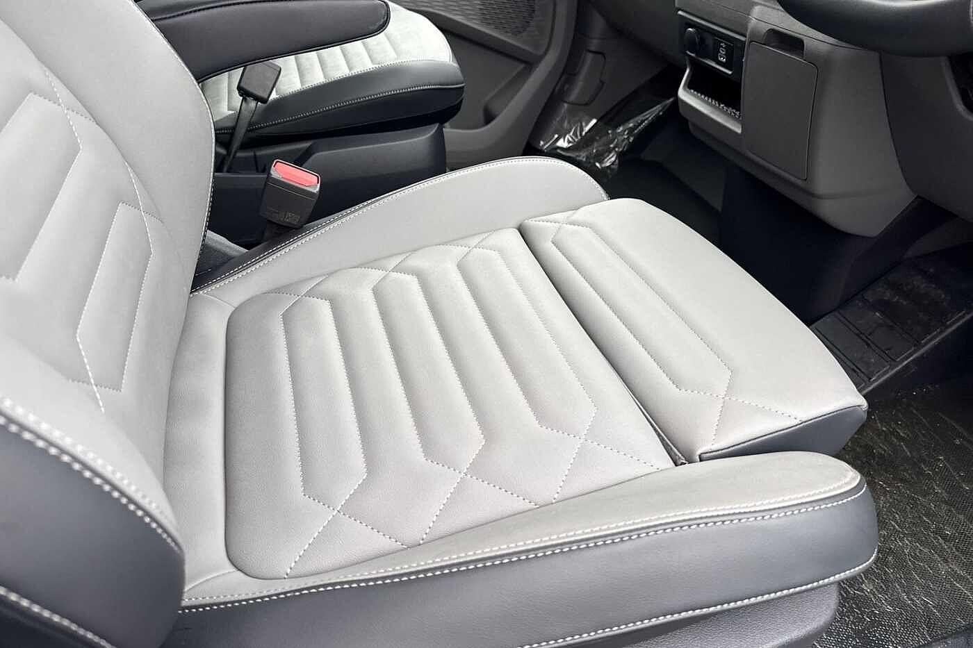 Used Volkswagen Transporter 2025 for sale - 77451061: Photo 39