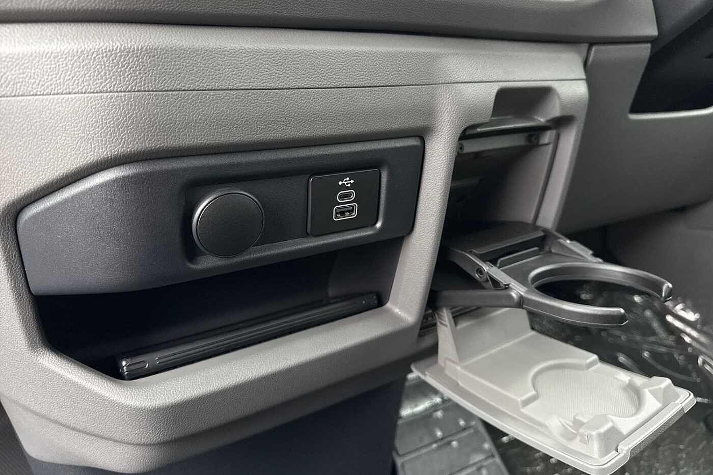 Used Volkswagen Transporter 2025 for sale - 77451061: Photo 44