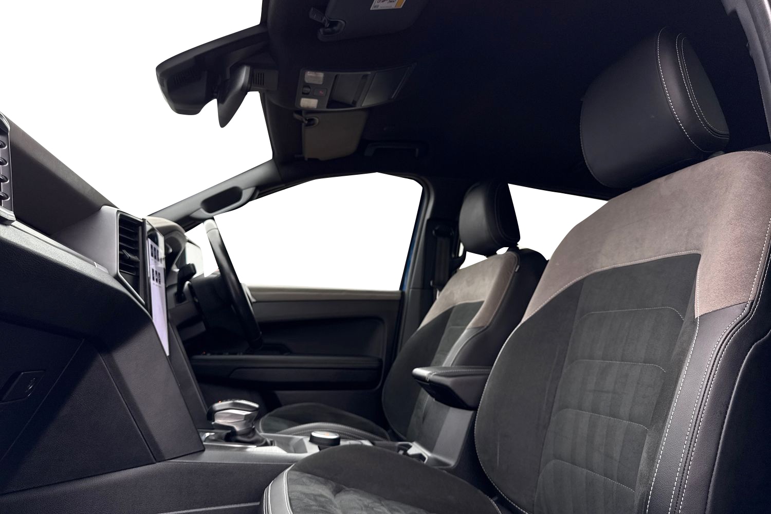 Used Volkswagen Amarok 2023 for sale - 77147504: Photo 16