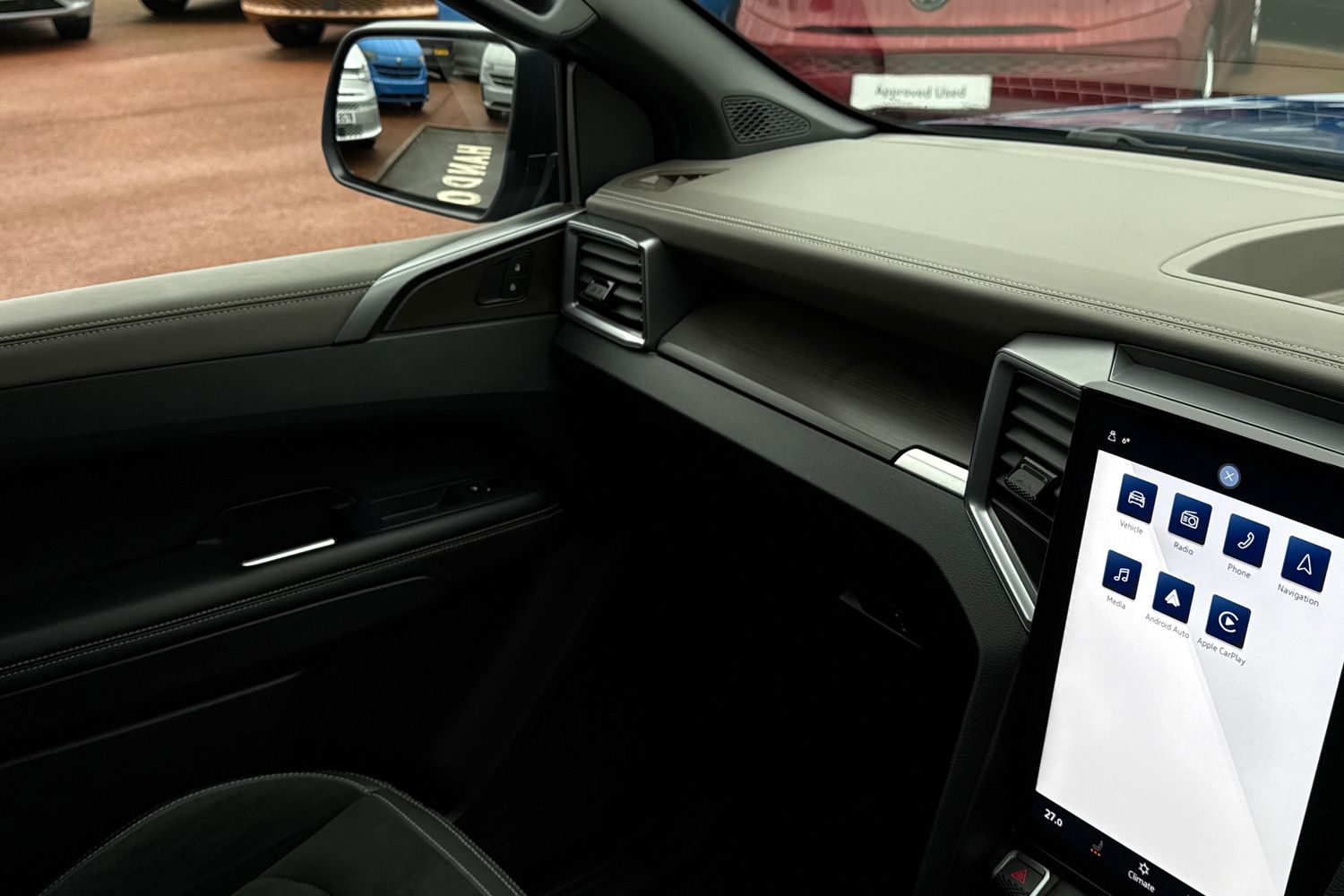 Used Volkswagen Amarok 2023 for sale - 77147504: Photo 20