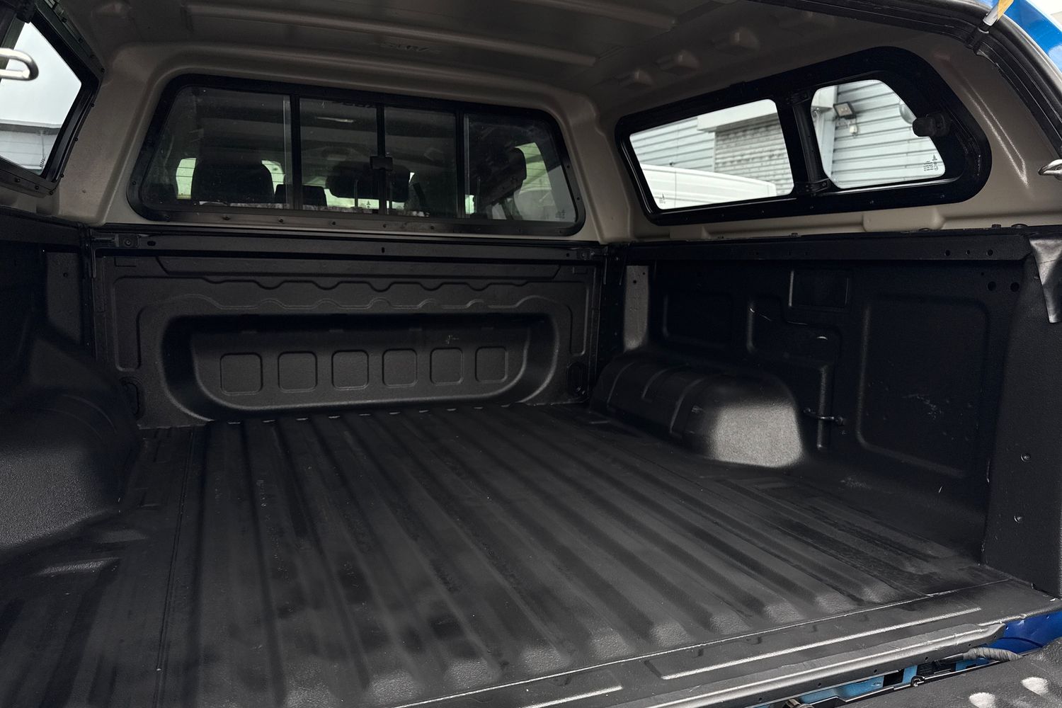 Used Volkswagen Amarok 2023 for sale - 77147504: Photo 40