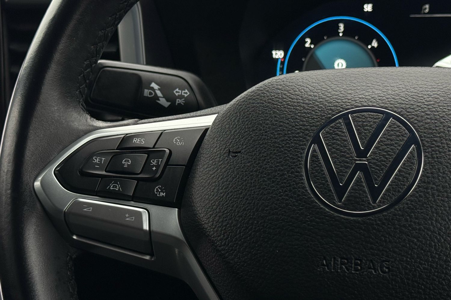 Used Volkswagen Amarok 2023 for sale - 77147504: Photo 54