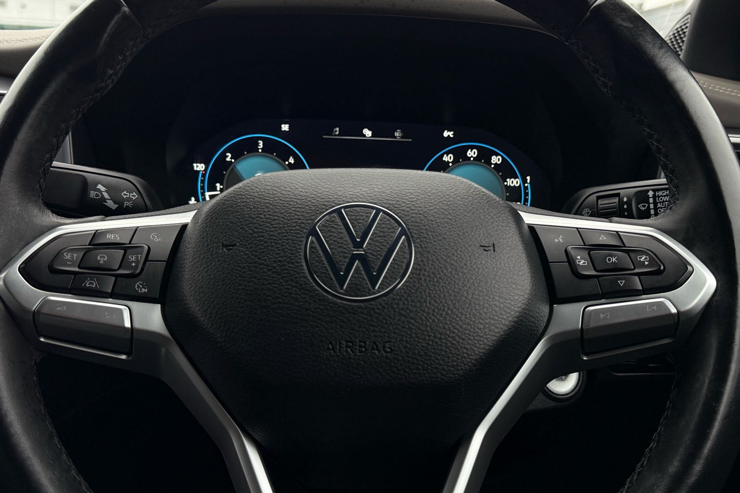 Used Volkswagen Amarok 2023 for sale - 77147504: Photo 55