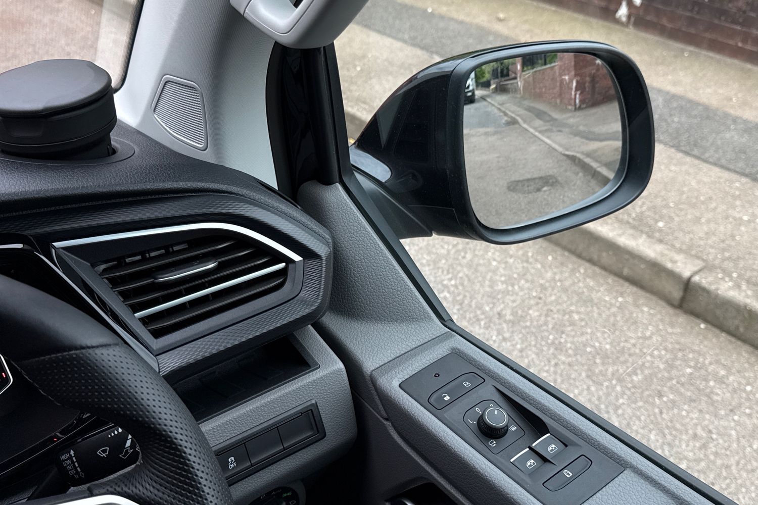 Used Volkswagen Transporter Shuttle 2023 for sale - 78189827: Photo 21