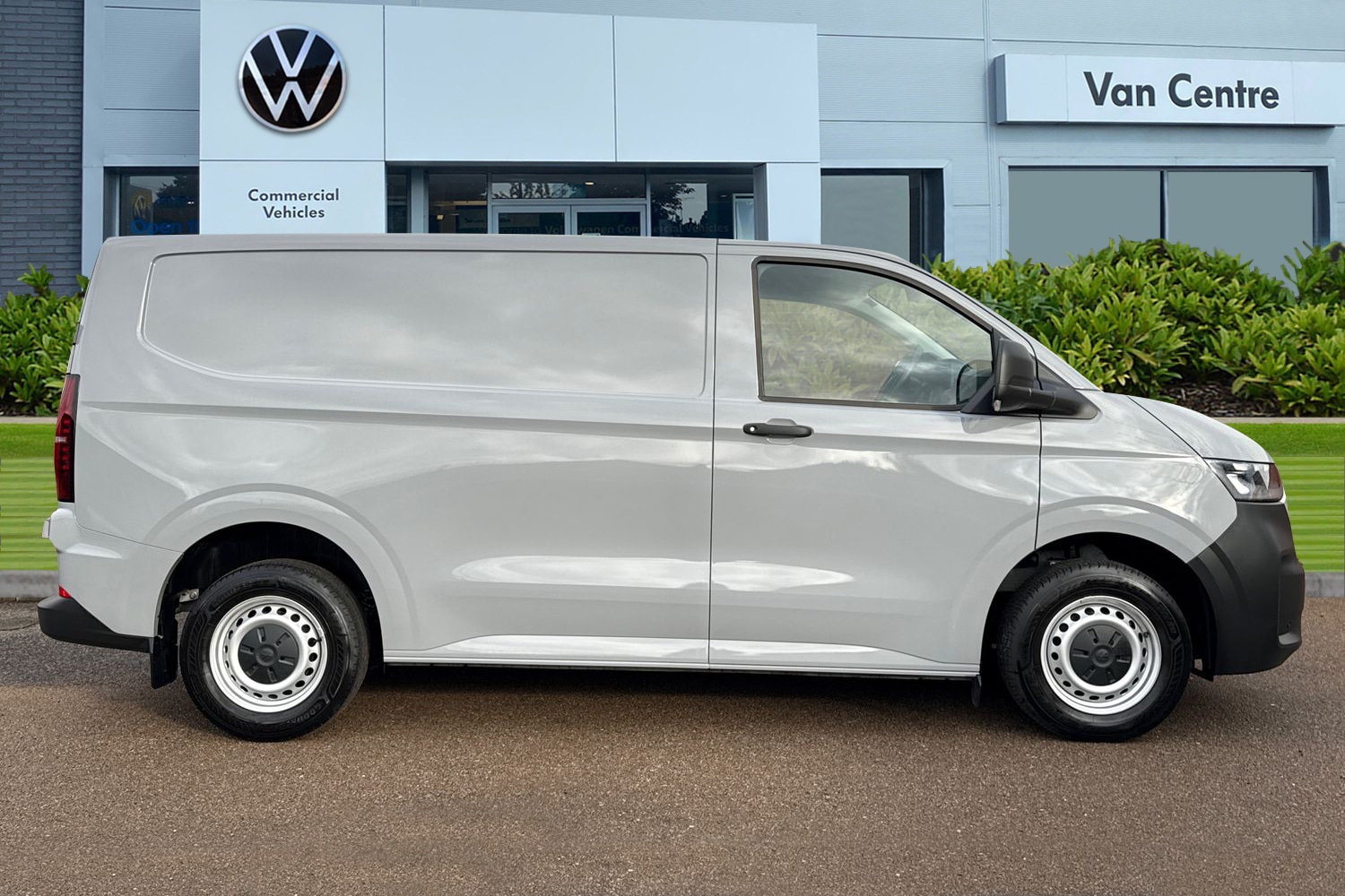 Used Volkswagen Transporter 2025 for sale - 77916600: Photo 3