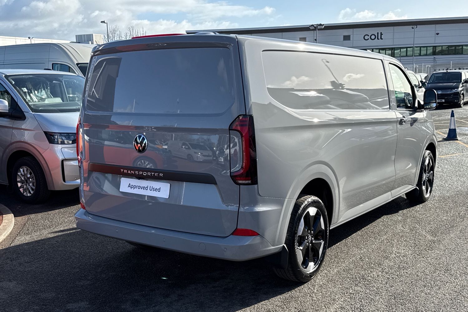 Used Volkswagen Transporter 2025 for sale - 77842956: Photo 25