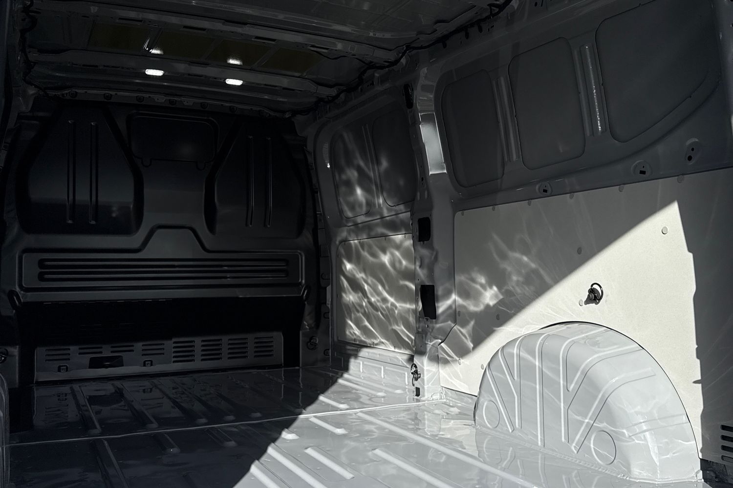 Used Volkswagen Transporter 2025 for sale - 77842956: Photo 42