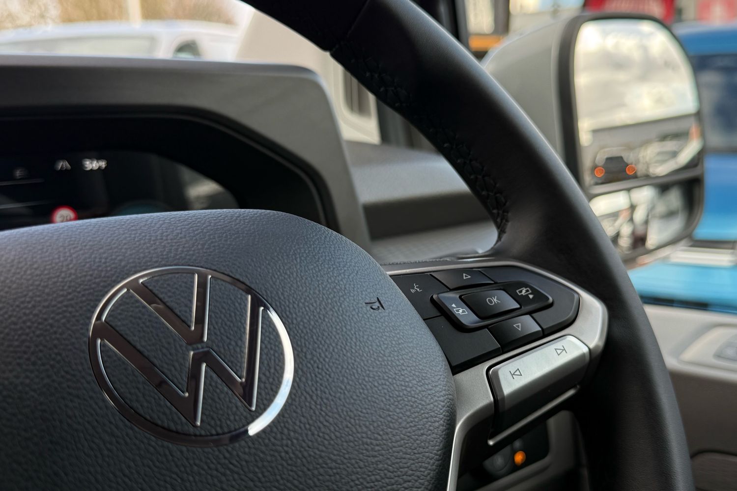 Used Volkswagen Transporter 2025 for sale - 77842956: Photo 60