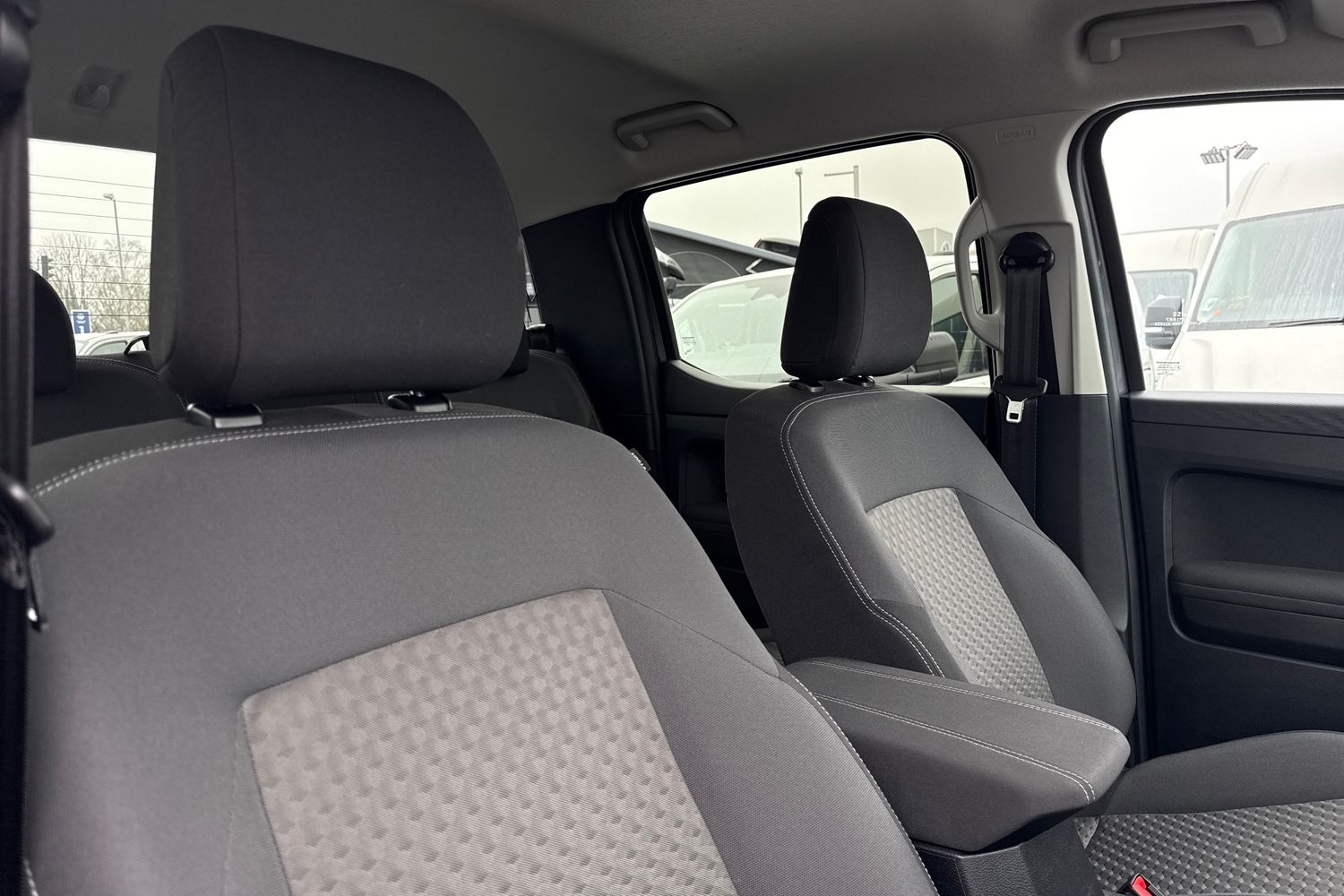 Used Volkswagen Amarok 2023 for sale - 77812502: Photo 24