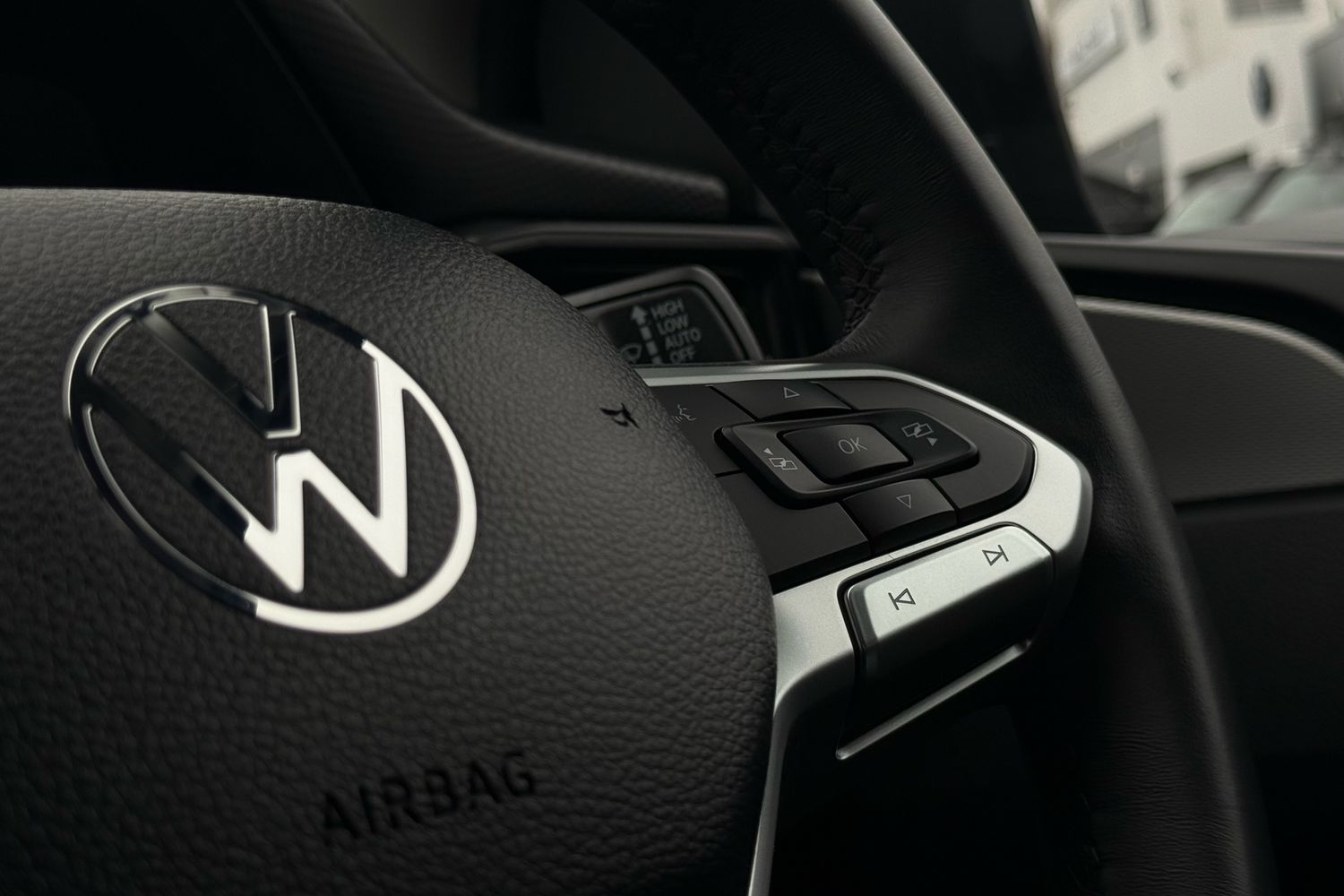 Used Volkswagen Amarok 2023 for sale - 77812502: Photo 61