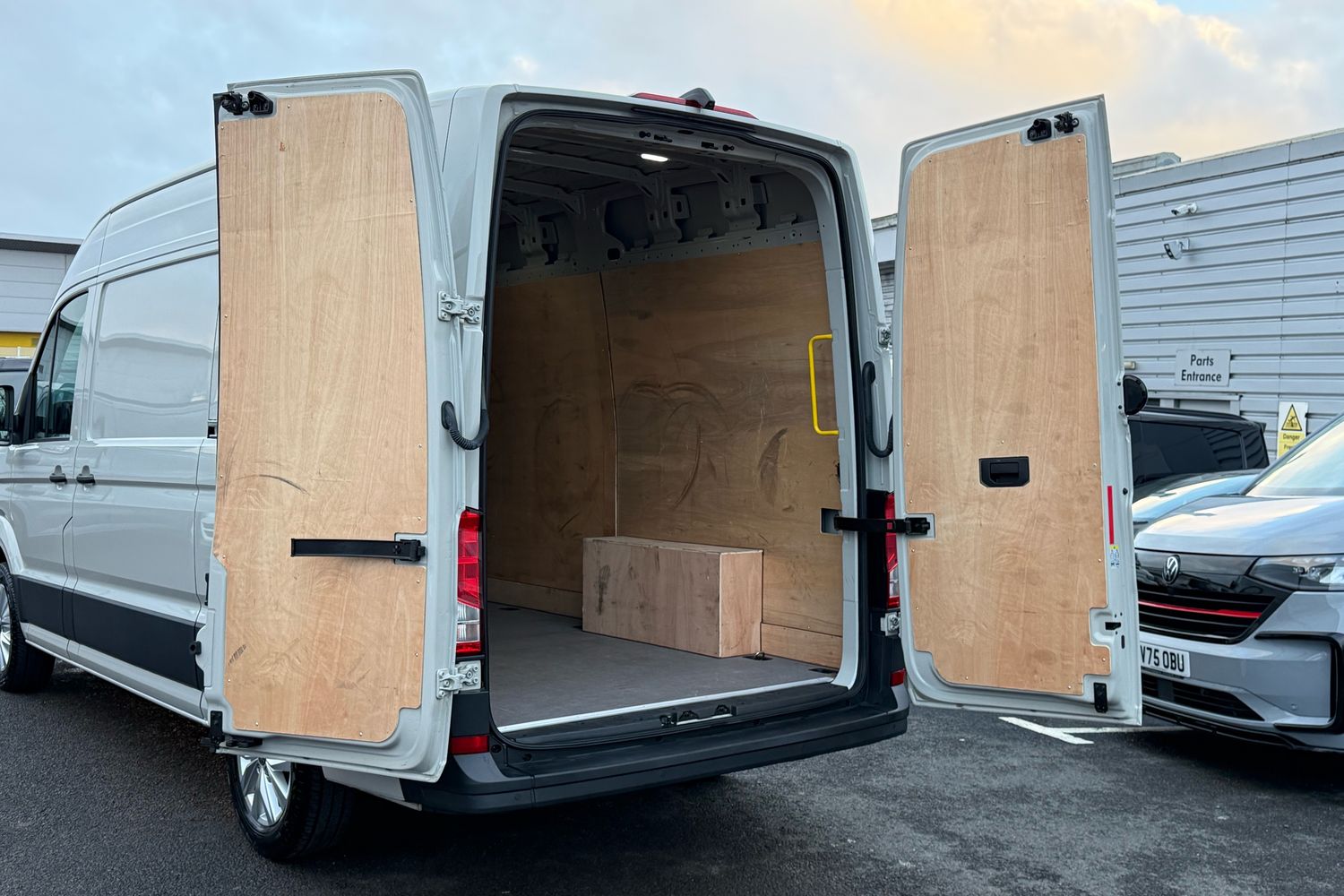 Used Volkswagen Crafter 2024 for sale - 77446465: Photo 39