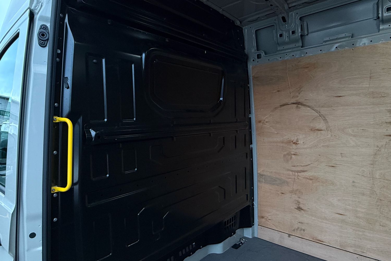 Used Volkswagen Crafter 2024 for sale - 77446465: Photo 46