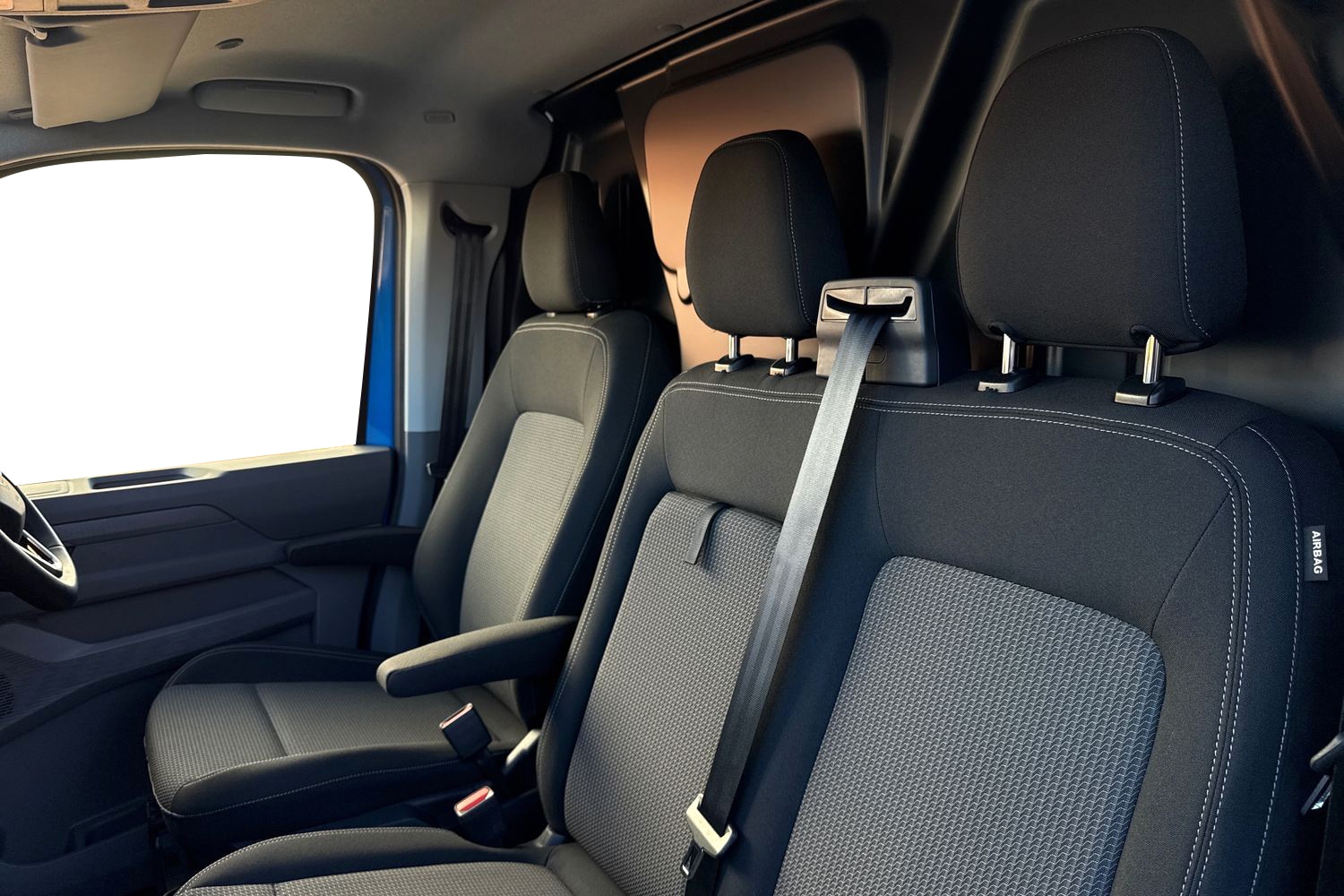 Used Volkswagen Transporter 2025 for sale - 77093535: Photo 16