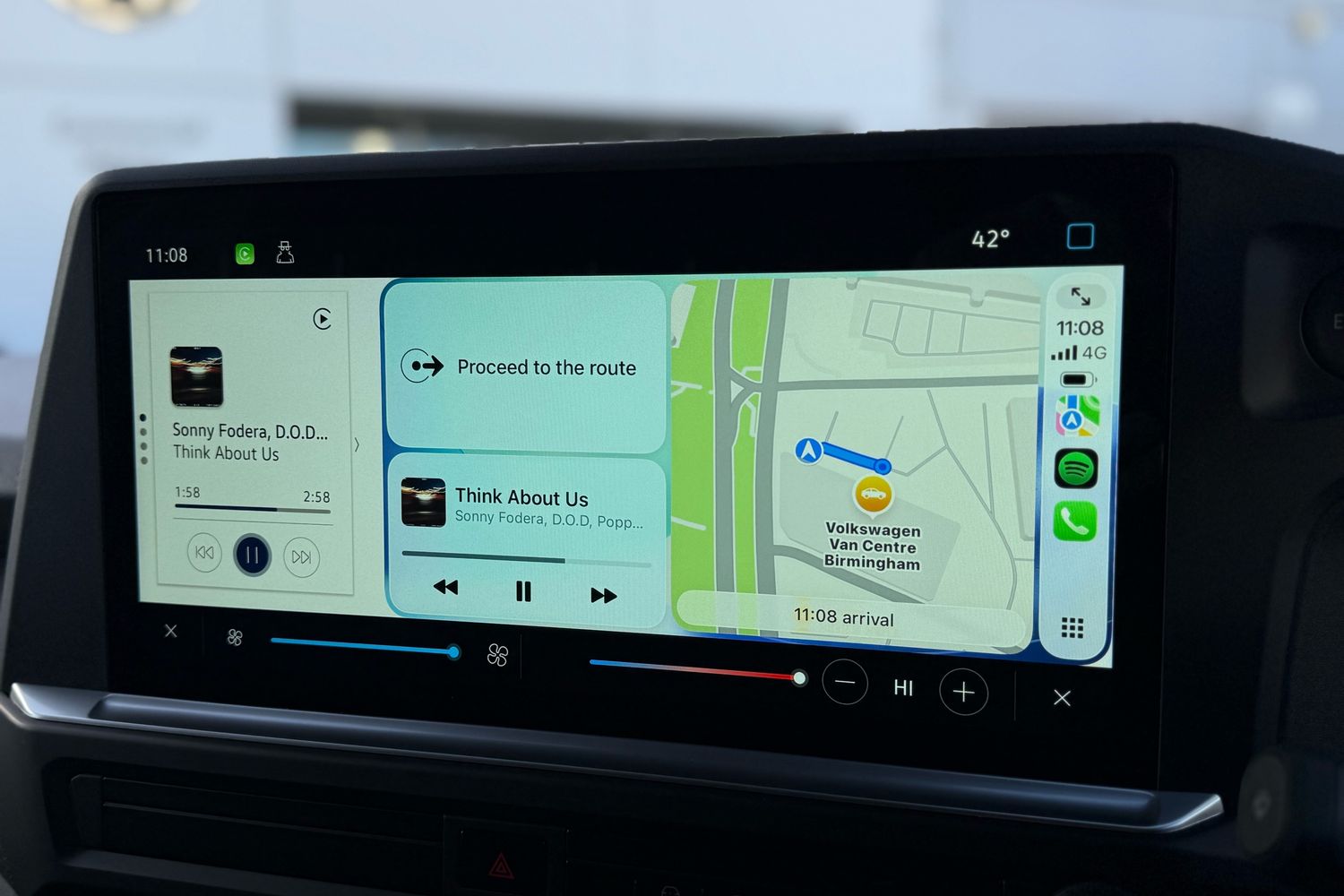 Used Volkswagen Transporter 2025 for sale - 77093535: Photo 17