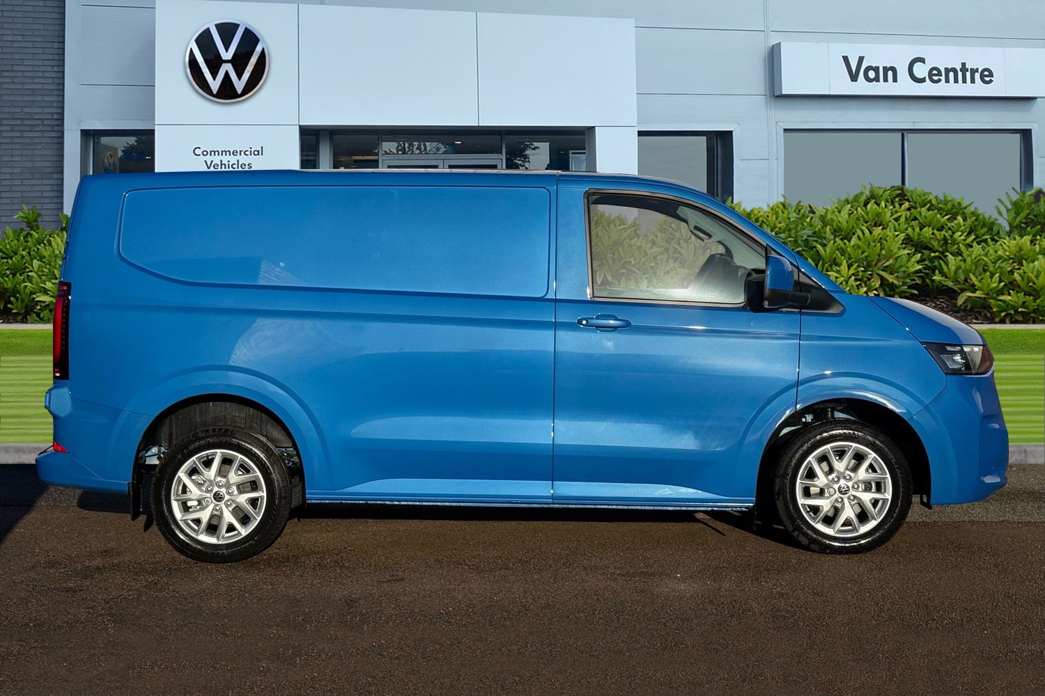 Used Volkswagen Transporter 2025 for sale - 77093535: Photo 3