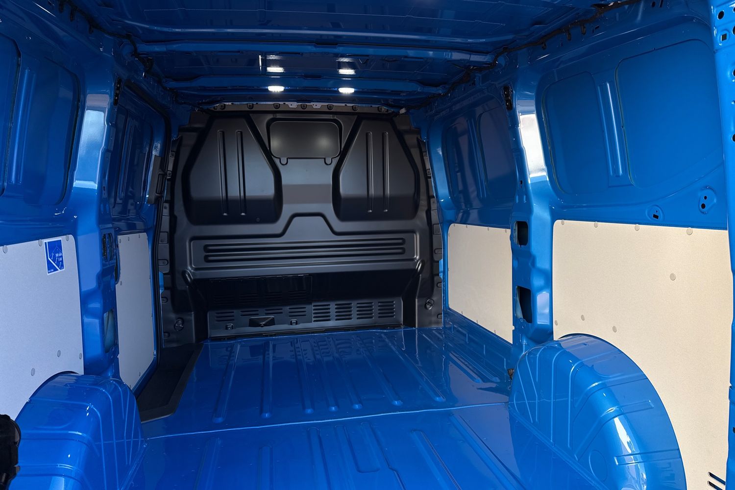 Used Volkswagen Transporter 2025 for sale - 77093535: Photo 42