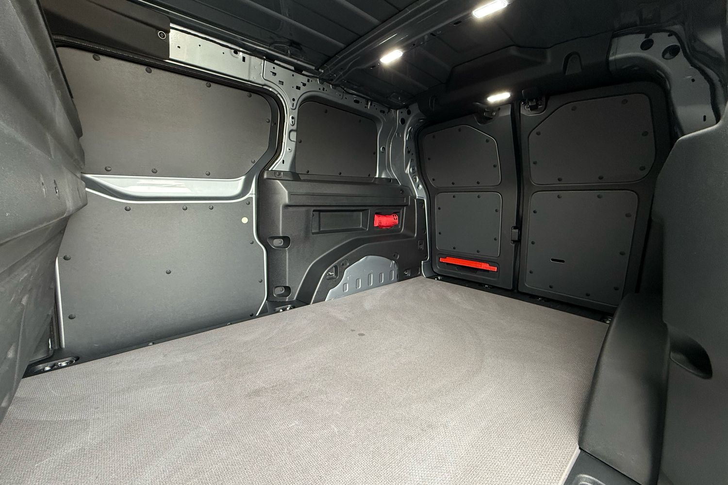 Used Volkswagen ID.Buzz 2024 for sale - 77589453: Photo 45