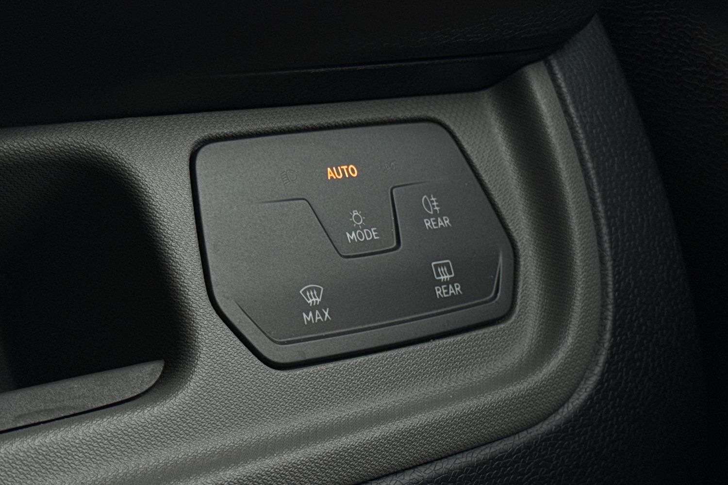 Used Volkswagen ID.Buzz 2024 for sale - 77589453: Photo 58