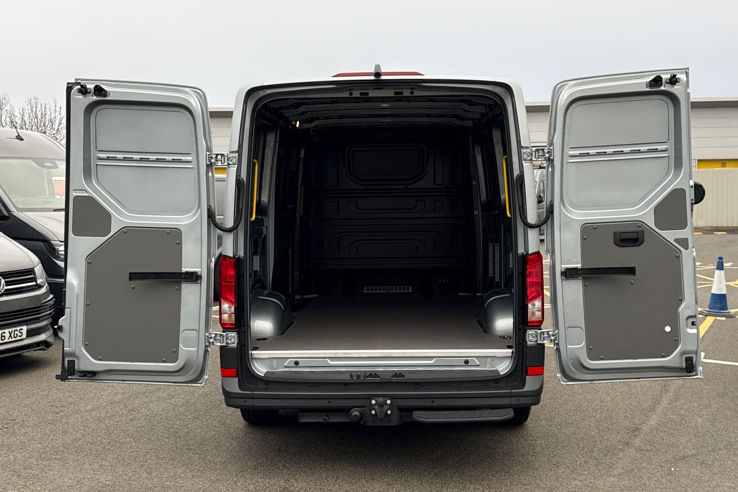 Used Volkswagen Crafter 2025 for sale - 76515882: Photo 39