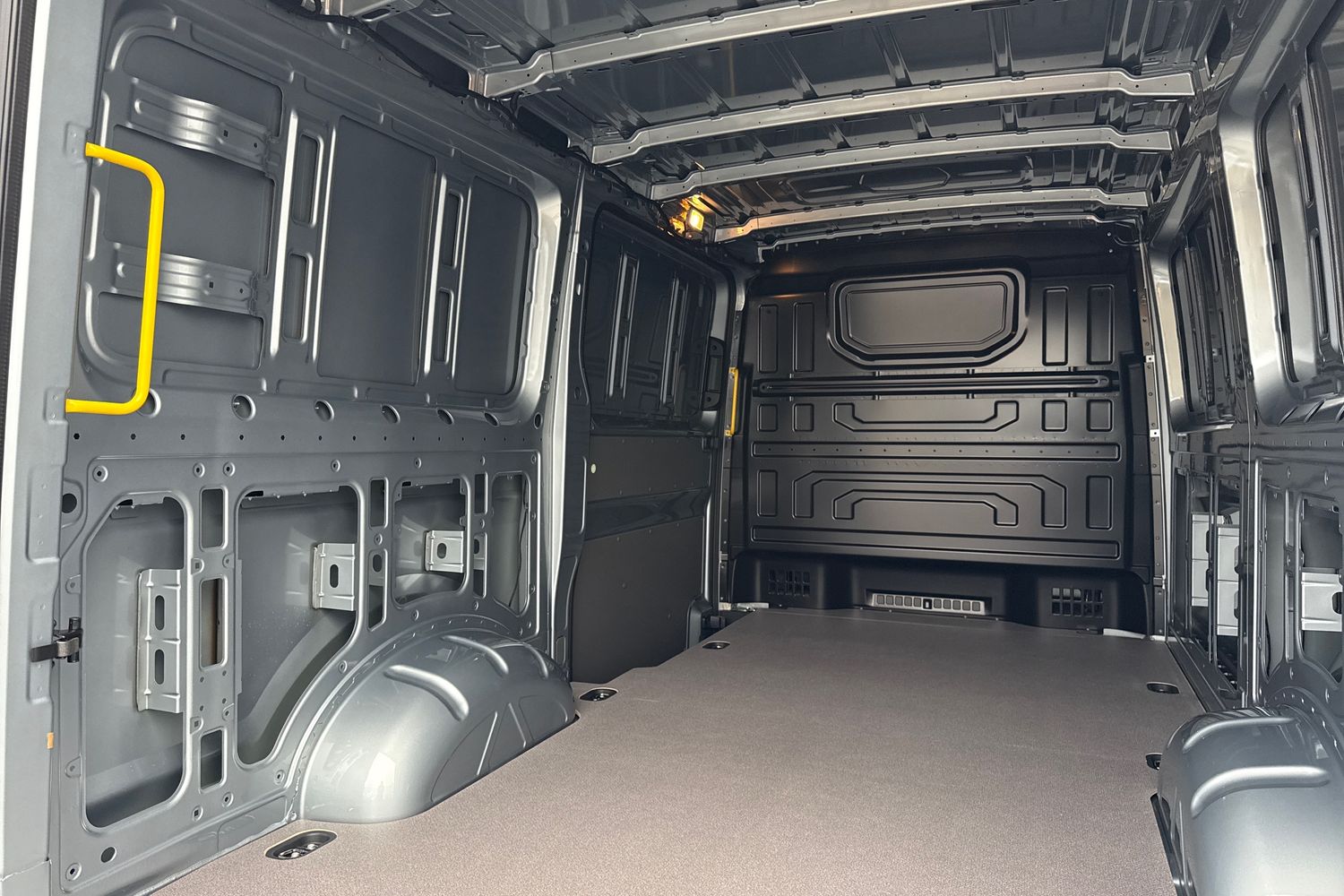 Used Volkswagen Crafter 2025 for sale - 76515882: Photo 40