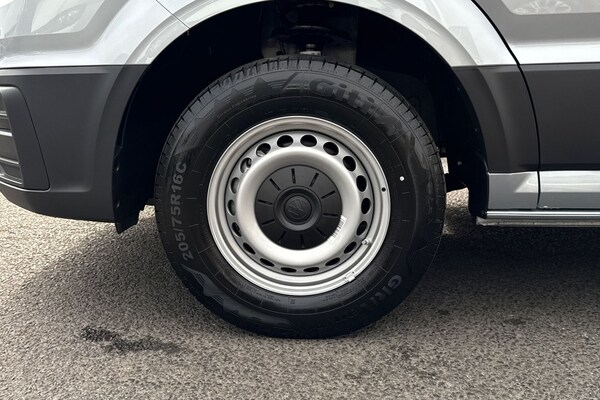 Used Volkswagen Crafter 2025 for sale - 76156436: Photo 11