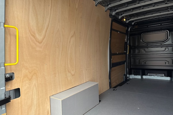 Used Volkswagen Crafter 2025 for sale - 76156436: Photo 40