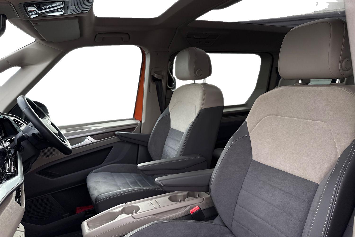 Used Volkswagen Multivan 2025 for sale - 77675076: Photo 16