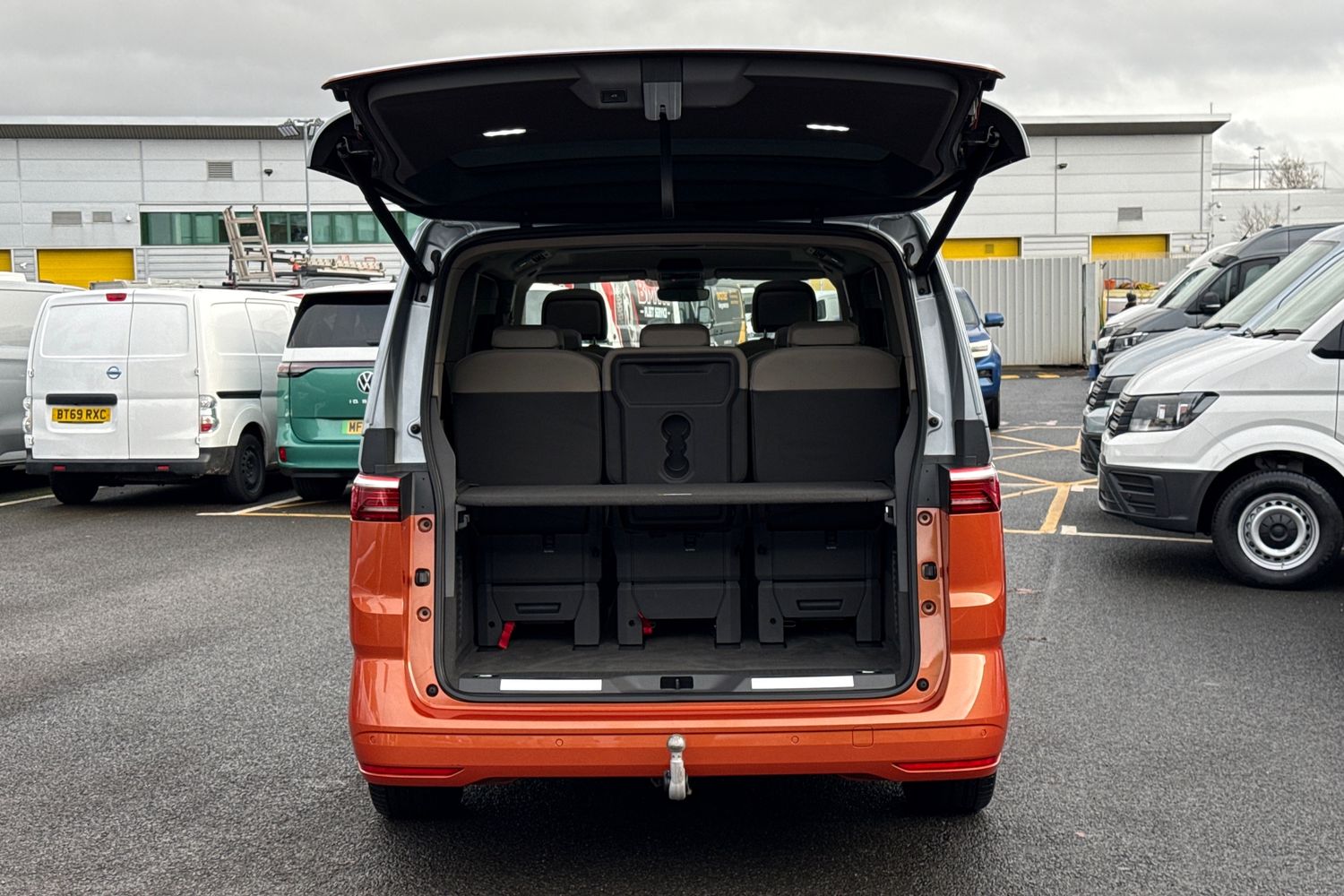 Used Volkswagen Multivan 2025 for sale - 77675076: Photo 43