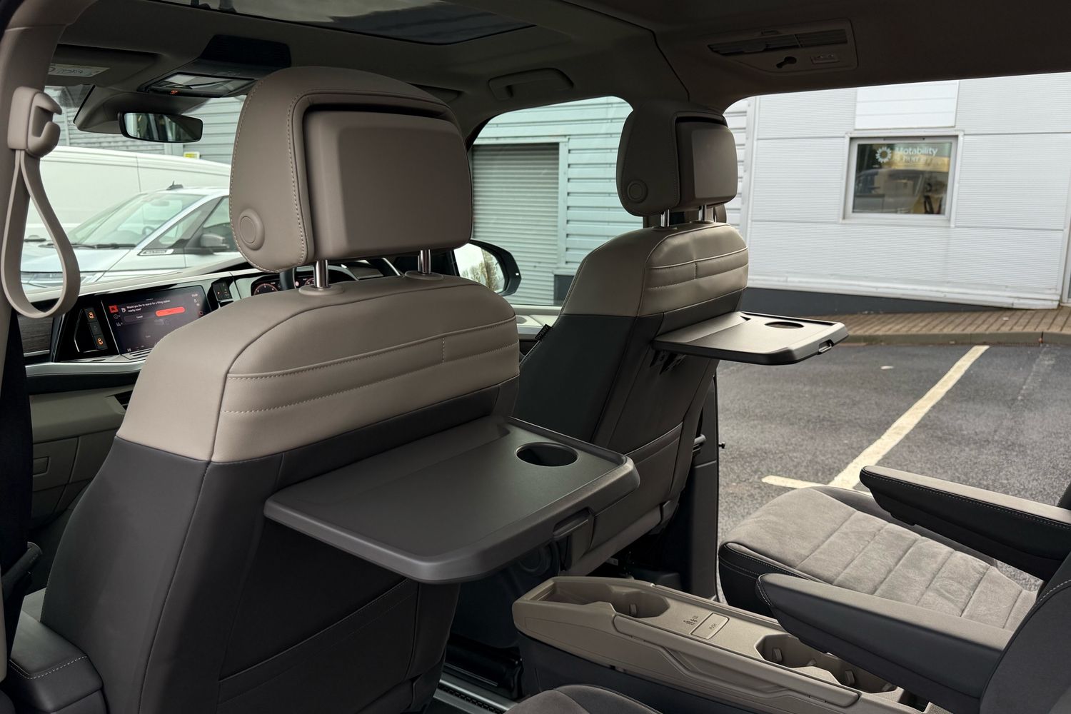 Used Volkswagen Multivan 2025 for sale - 77675076: Photo 51