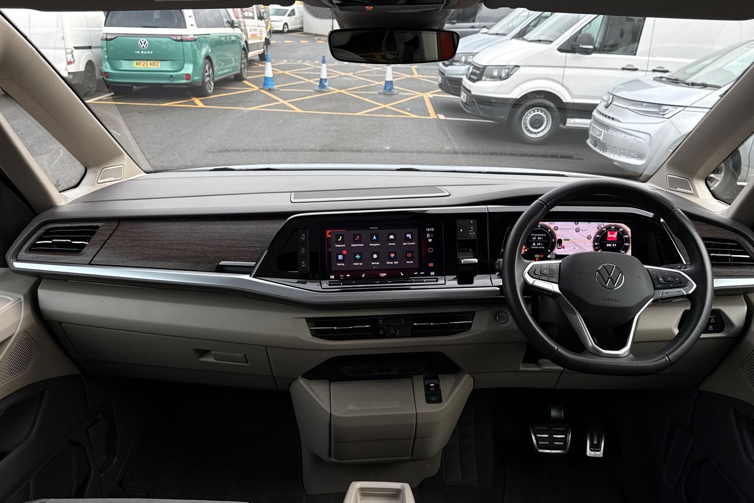 Used Volkswagen Multivan 2025 for sale - 77675076: Photo 54