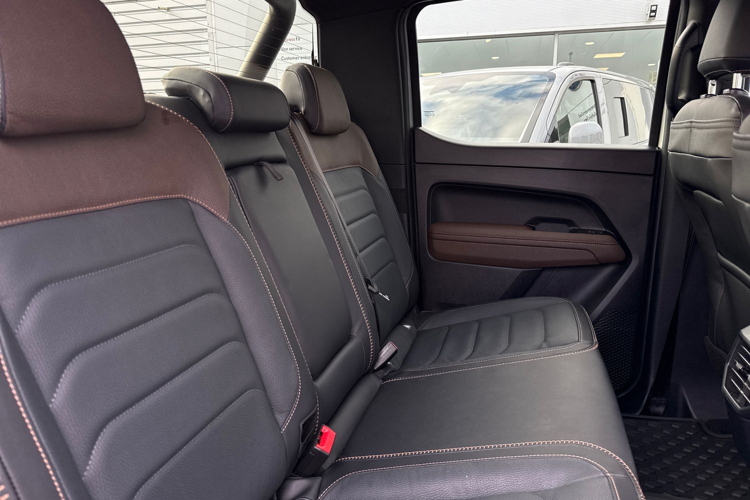 Used Volkswagen Amarok 2025 for sale - 76298656: Photo 42