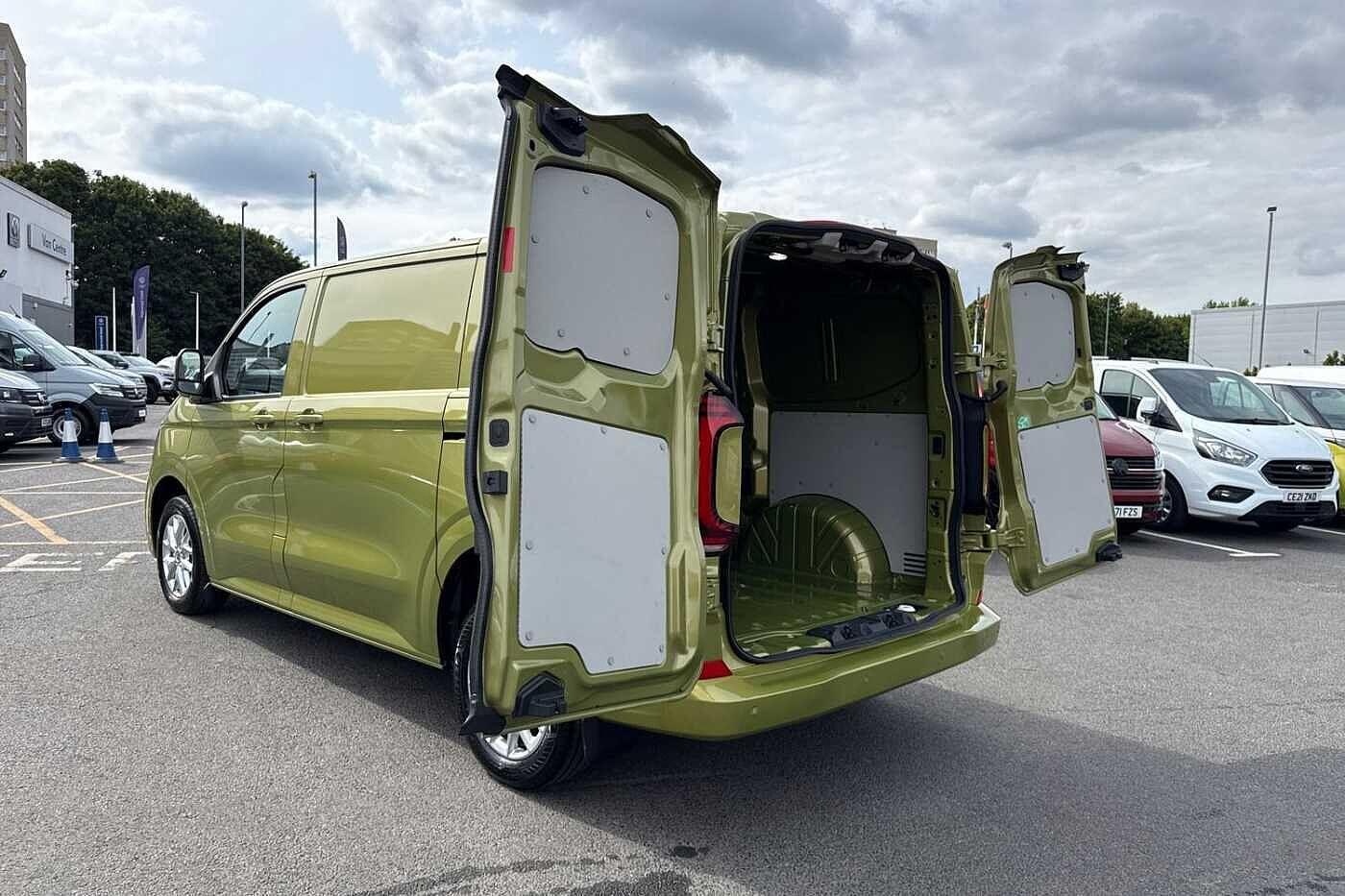 Used Volkswagen Transporter 2025 for sale - 77708659: Photo 53