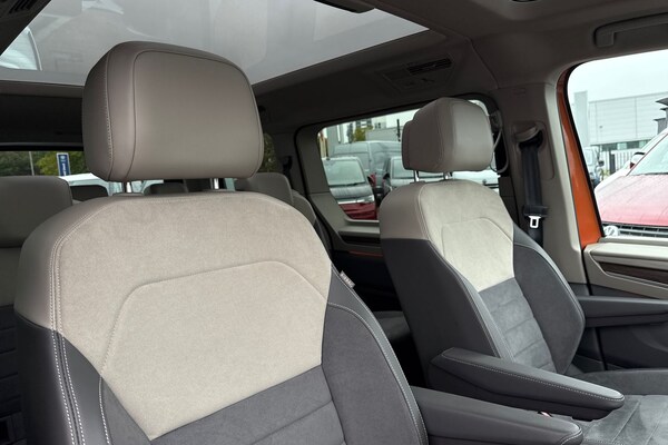 Used Volkswagen Multivan 2025 for sale - 76272422: Photo 24