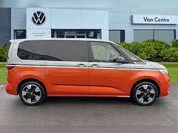 Used Volkswagen Multivan 2025 for sale - 76272422: Photo 3