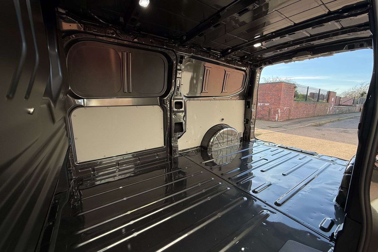 Used Volkswagen Transporter 2025 for sale - 77935592: Photo 44