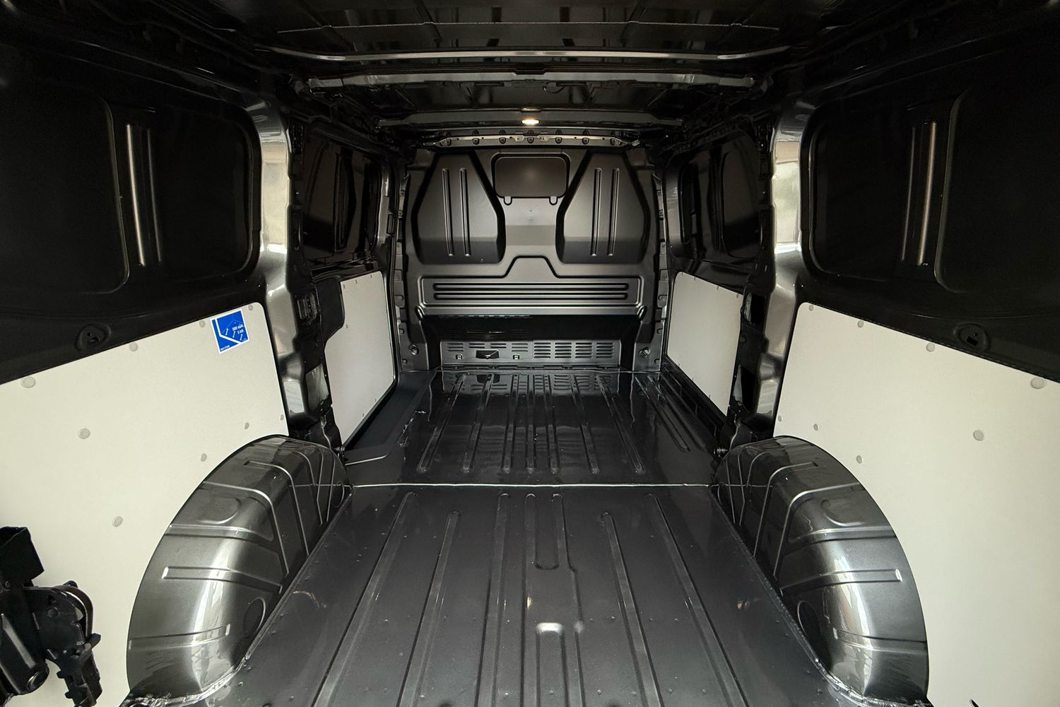 Used Volkswagen Transporter 2025 for sale - 77879204: Photo 43