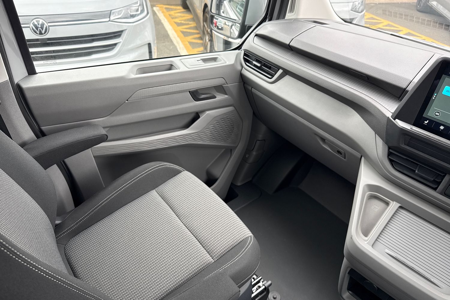 Used Volkswagen Transporter 2025 for sale - 78001722: Photo 44