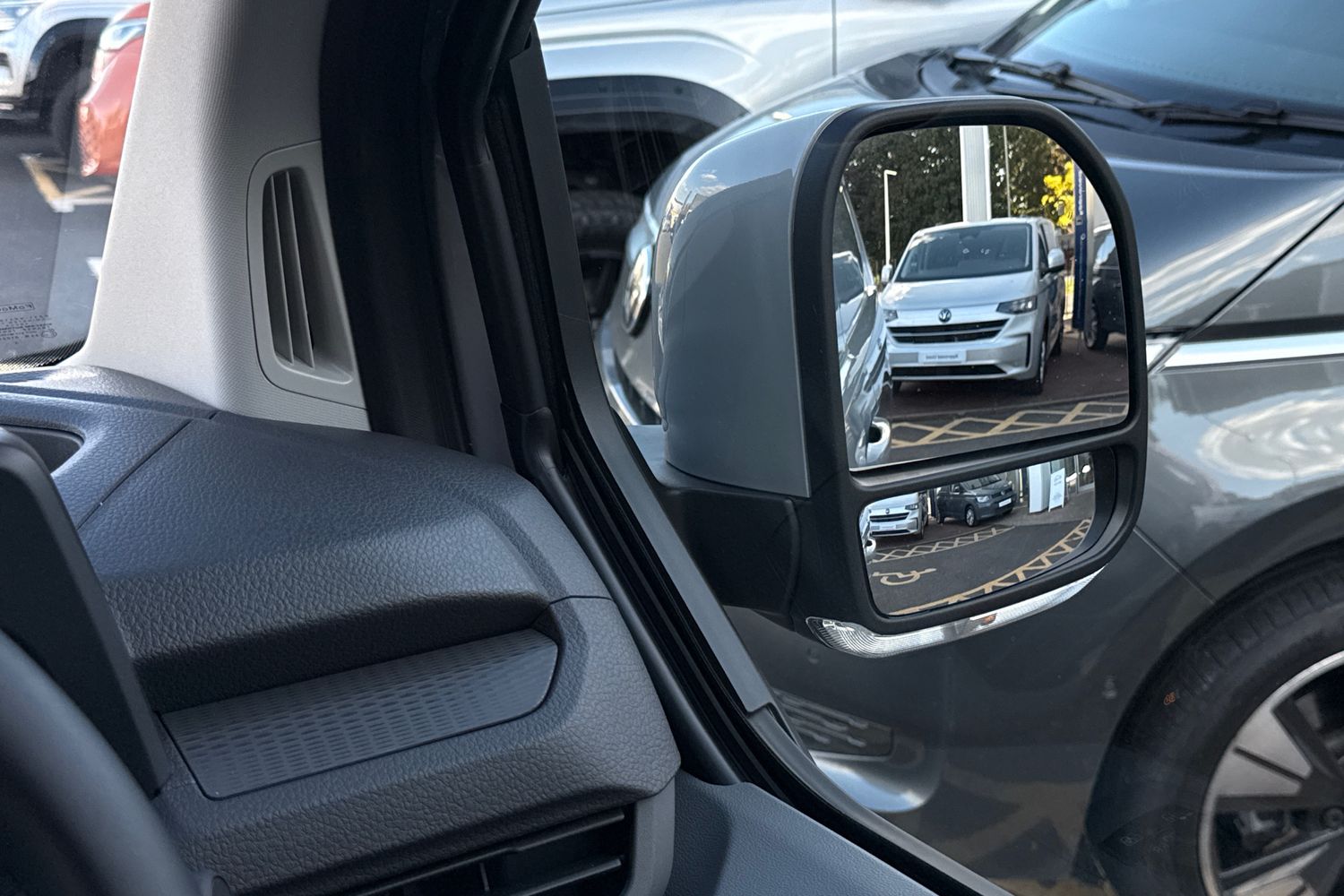 Used Volkswagen Transporter 2025 for sale - 76546183: Photo 20