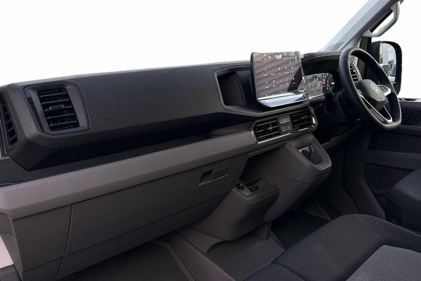 Used Volkswagen Crafter 2025 for sale - 77048528: Photo 2