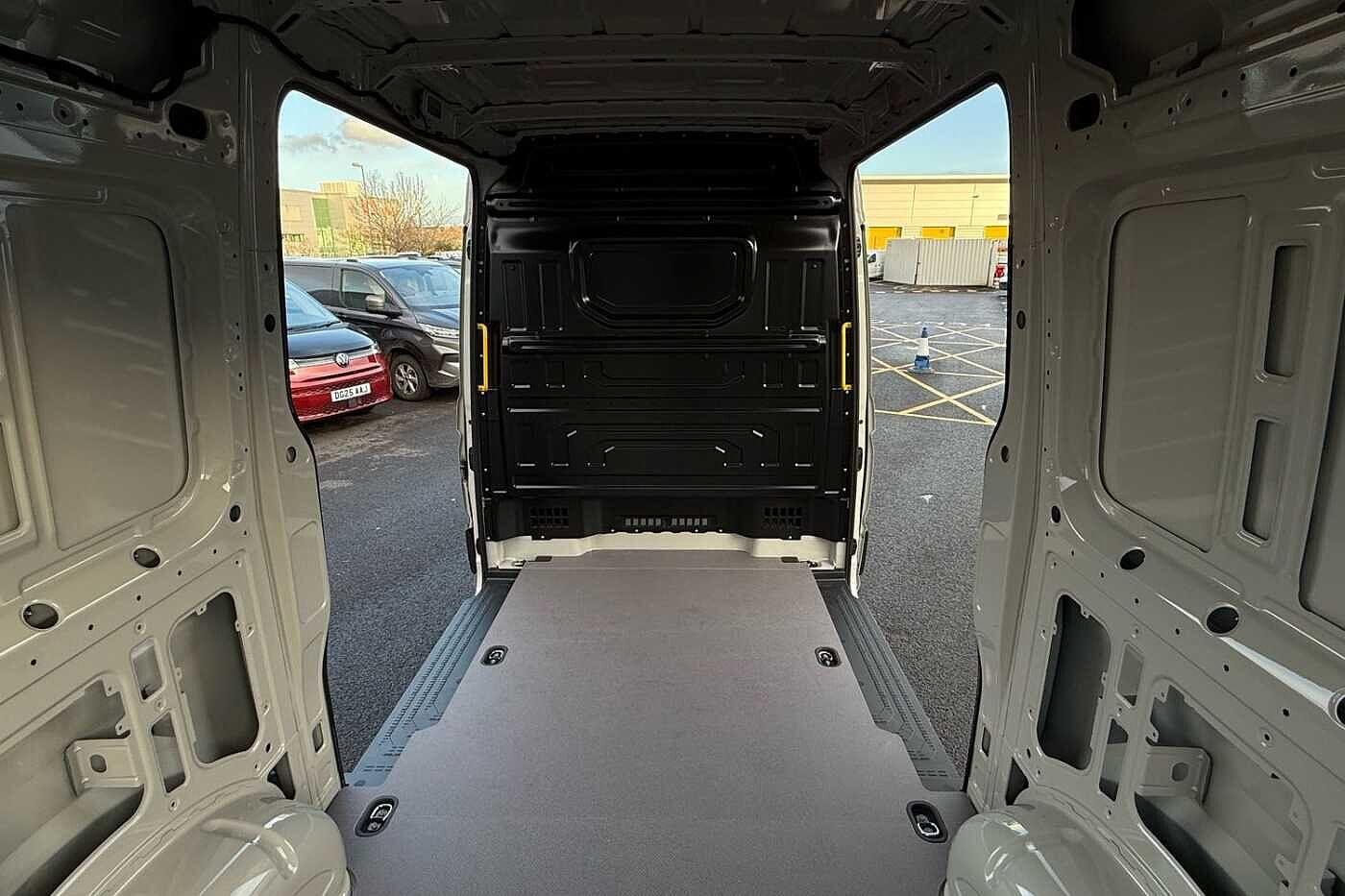 Used Volkswagen Crafter 2025 for sale - 77048528: Photo 44