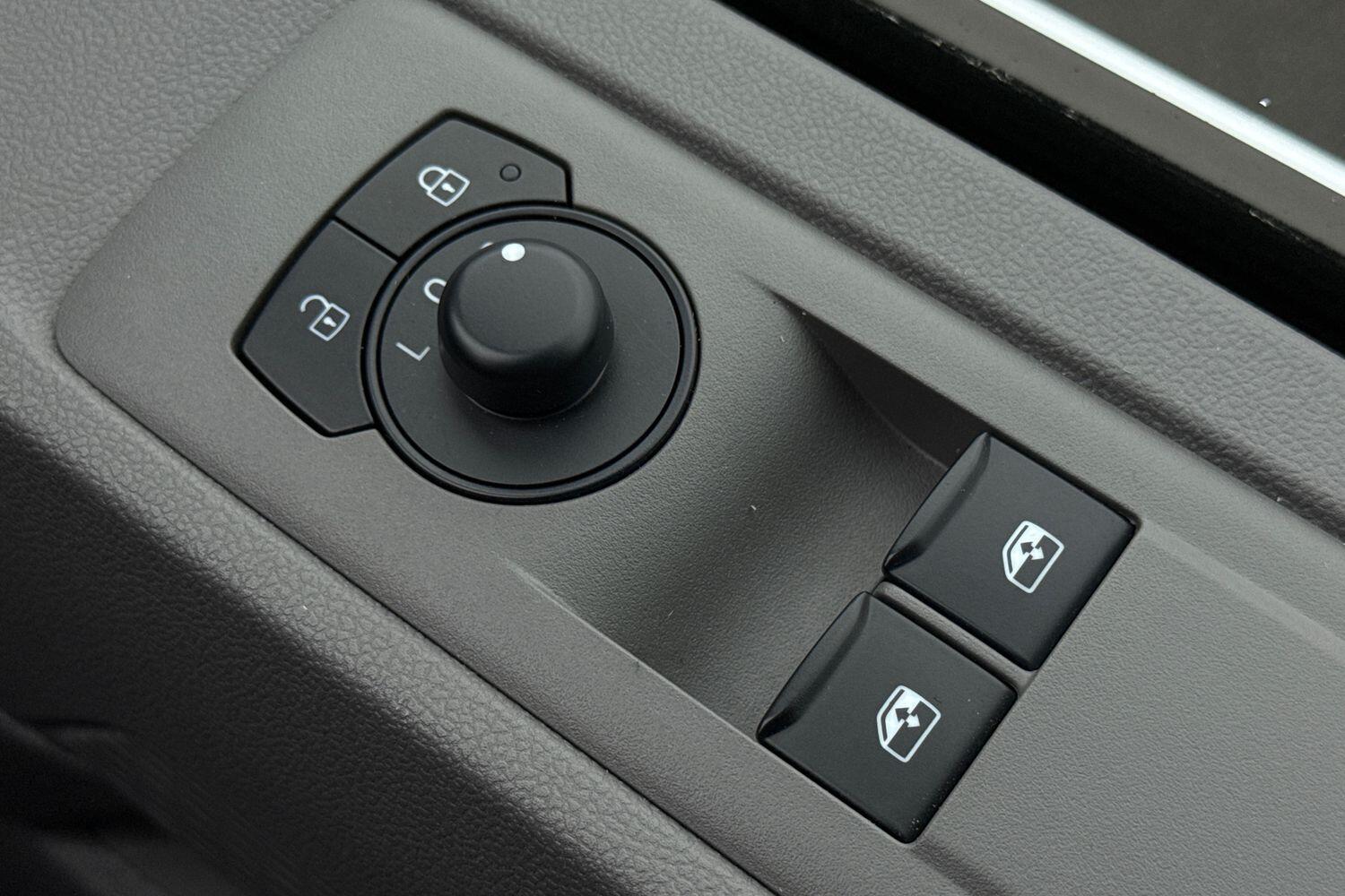 Used Volkswagen Transporter 2025 for sale - 77564070: Photo 59