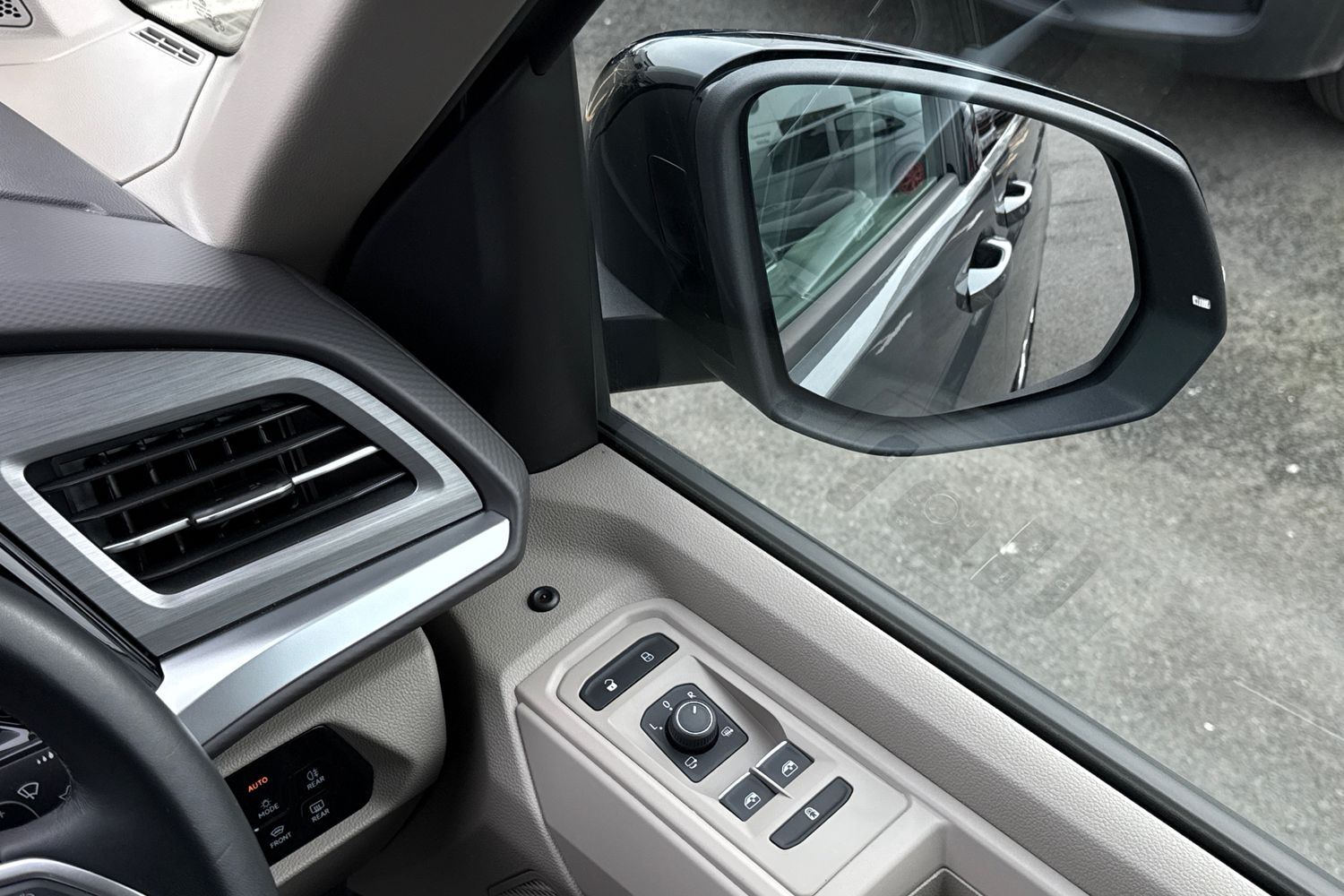 Used Volkswagen California 2025 for sale - 77589589: Photo 21